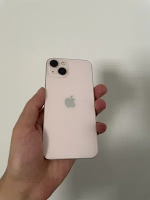iPhone 13 /128gb like new ايفون 13 /128 جيجا مستعمل استعمال خفيف