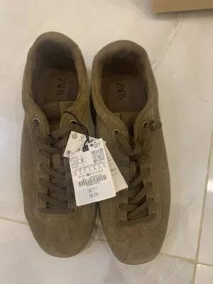 حذاء Zara جديد