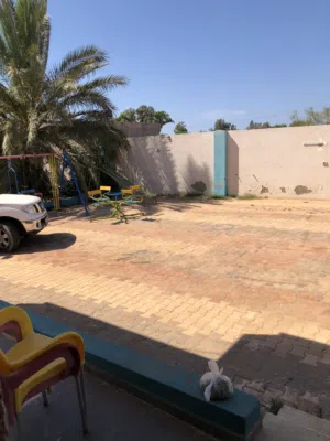 120 m2 2 Bedrooms Townhouse for Sale in Tripoli Tajura