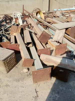 نشتري جميع أنواع الحديد السكراب