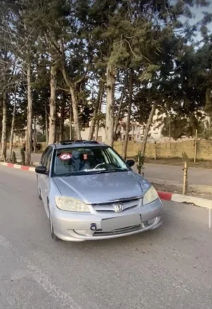 هوندا سيفيك 2005