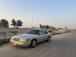 Used Ford Crown Victoria in Al Riyadh