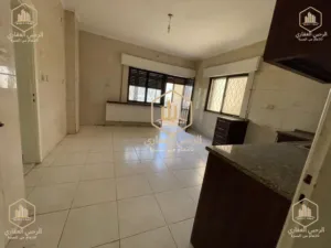 250 m2 3 Bedrooms Apartments for Rent in Amman Al Gardens