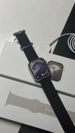 ساعه ابل الجيل التاسع Apple Watch Series 9 بدون خدوش او كسور