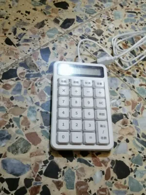 جهاز حاسبة يستخدم لأصحاب المطاعم
