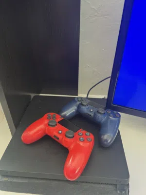 بلاستيشن فور سليم مع ايدتين أصليات مساحه 500