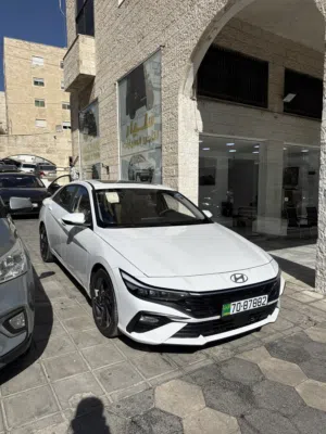 Sedan Hyundai in Amman