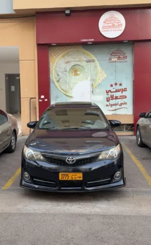 تويوتا كامري SE 2012 6V