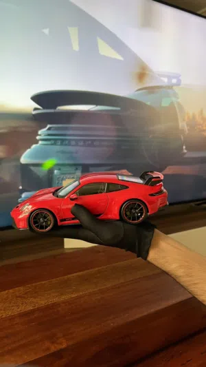 مجسم ، يتوفر لدينا مجسات سيارات