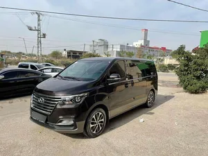 ‏هيونداي ‏.‏ H1 ‏.‏ 2018‏4
