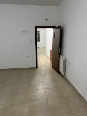 160 m2 3 Bedrooms Apartments for Rent in Ramallah and Al-Bireh Al Tira