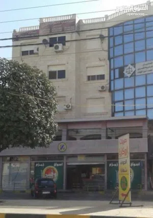 مكتب للبيع