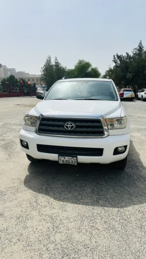 Toyota sequoia 2014