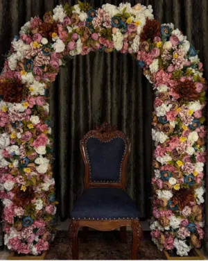 قوس ورد صناعى كبير  للمشاريع الصغيره او استديو  للتصوير