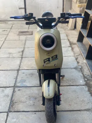 دراجه r9 نظيفه 100٪
