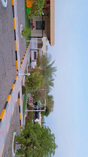 اقرا الوصف أنا مجرد ناشر للاعلان تواصل على الرقم في وصف الإعلان