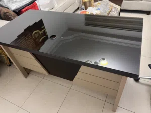 مكتب شبه جديد للبيع والتسليم فوري من الموقع