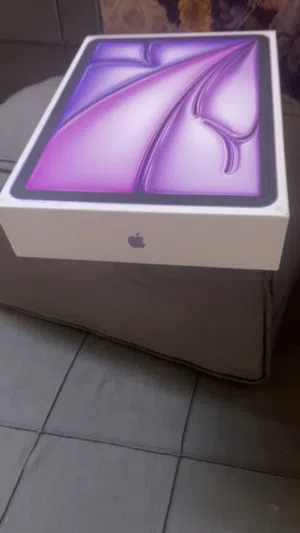 Apple iPad Air 11 256 GB in Jeddah