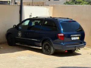 كرايسلر 2002 البدي الطويل محرك 38 ماشيه 170  جايه عن طريق البر من المانيا خاليه من السوس