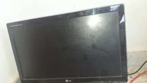 شاشة LG فلارتون للبيع