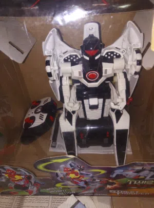 ألعاب للبيع