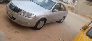 نيسان صني موديل 2010