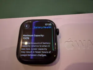 Apple watch 11 46mm GPS and cellular بحالة الجديد لون اسود مميز