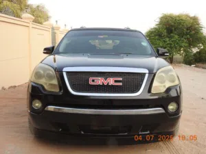 GMC ACADIA  IN GOOD CONDITION
