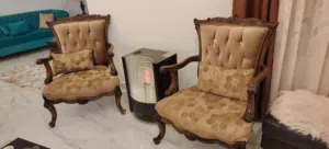 طقم كنب حفر فخم 7 مقاعد بحالة ممتازة للبيع