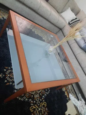 طاولة وسط مودرن