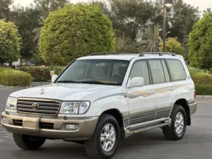 Used Toyota Land Cruiser in Muscat