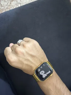 ابل واتش جيل 8 طلاء ذهب بطارية 100