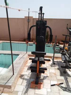 محطة تمارين متعدده الوظائف