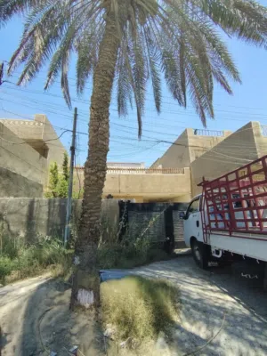 دار للبيع، حي تونس، أفاق عربية