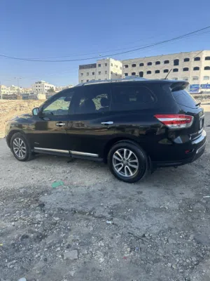 Used Nissan Pathfinder in Amman