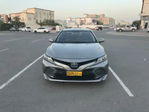 فرصة كامري هايبرد للبيع 2018