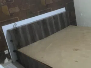 سرير ودولاب وزيانه