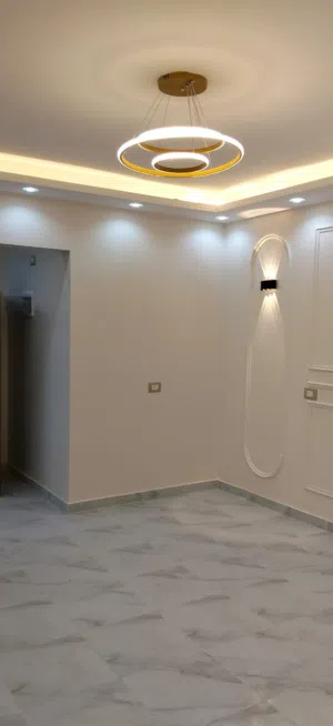 شقه للبيع سوبر لوكس اول سكن