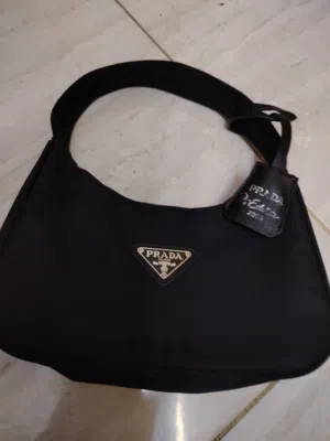 الزرقاء، الزواهرة PRADA