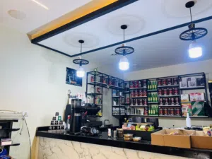مقهى للبيع  بدون ماكينه ورحايه