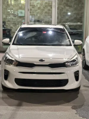 Kia Rio Full Options GCC كيا ريو خليجي فتحة سقف