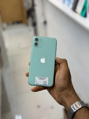 iPhone 11-128 GB Fine condition phone available