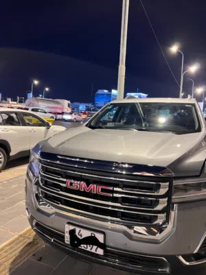 2023 GMC اكاديا