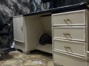ميز كيمنك مساحه 180 عمق 65