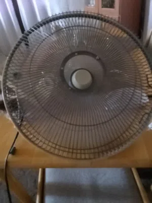 مروحة تعليق