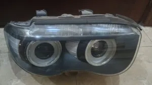 شمعة BMW 2004