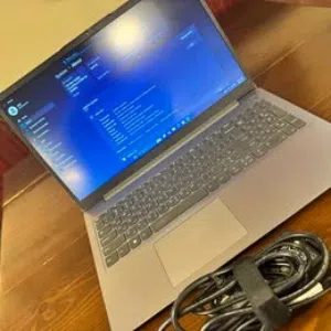 للبيع لابتوب Lenovo IdeaPad 3 نظيف وجاهز للاستخدام مباشرة