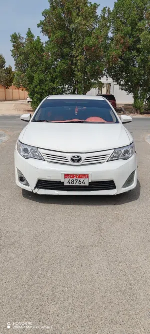 ** Urgent selling ** Toyota Camry 2012