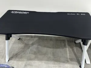 طاولة بيسي PC gaming table