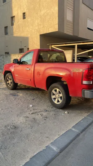 Used GMC Sierra in Hawally